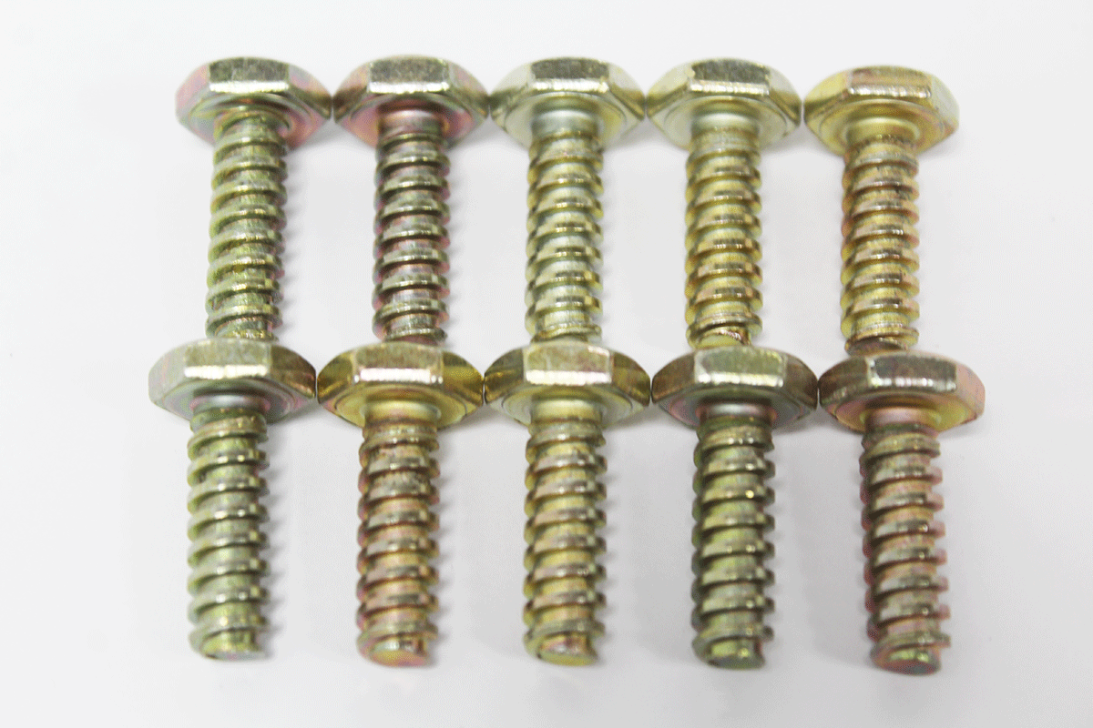 Schraube Bodenblech / Tunnel / Karosserie Serie