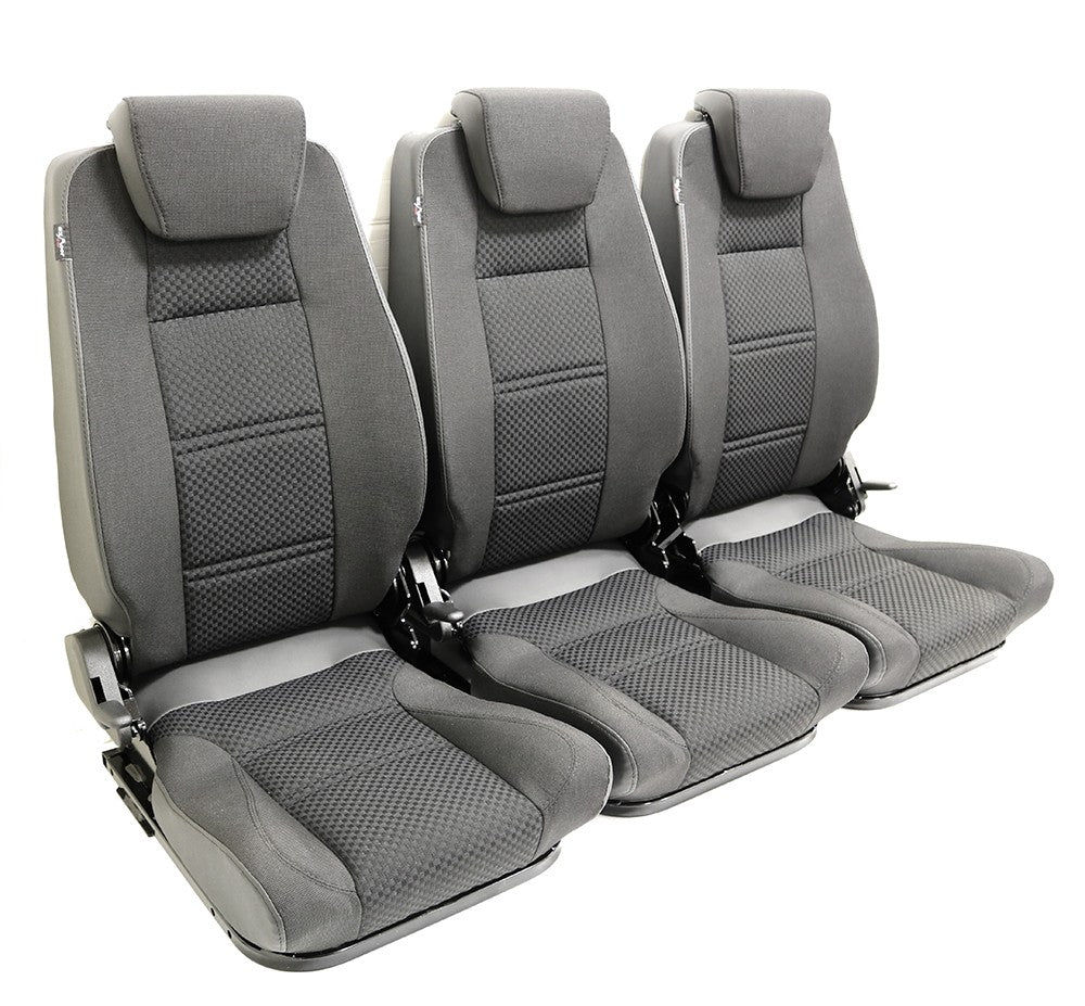 Defender "PREMIUM HIGH BACKS" Sitze (zweite Sitzreihe) (schwarzer Stoff)
