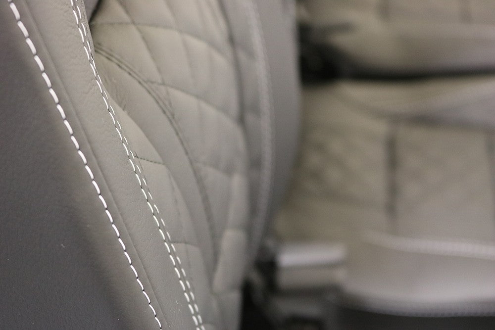 Defender "PREMIUM HIGH BACKS Diamond XS" Sitze (zweite Sitzreihe) (schwarzes Leder)