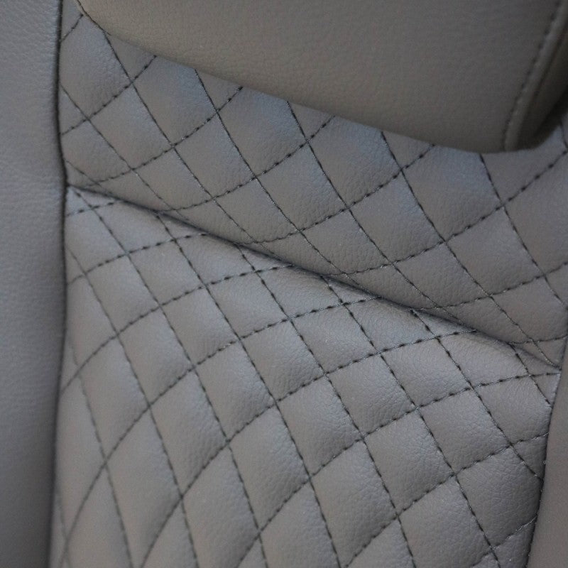 Defender "PREMIUM HIGH BACKS" Sitze (zweite Sitzreihe) (schwarzes Vault Vinyl)