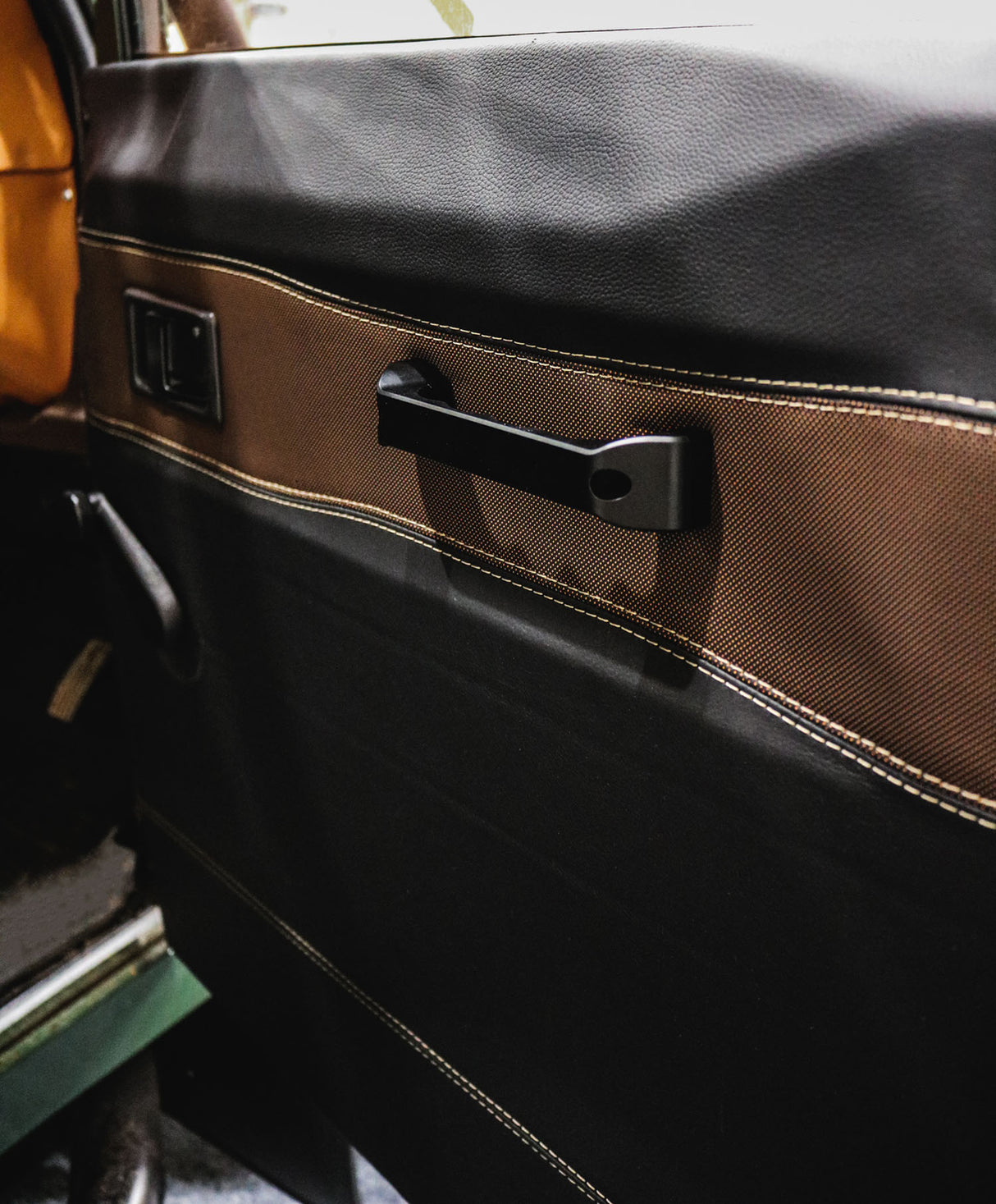 Defender Türgriffe innen (Paar) Aluminium (CNC-gefräßt, schwarz eloxiert)