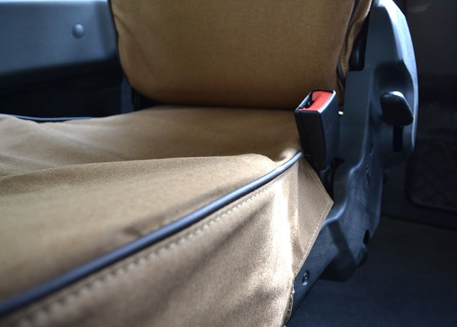 Defender TD4 Sitzbezüge (Paar) Sitze Kofferraum (Sand)