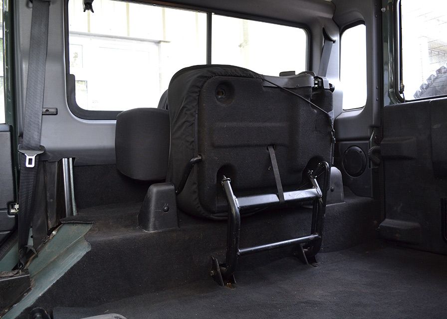 Defender TD4 Sitzbezüge (Paar) Sitze Kofferraum (schwarz)