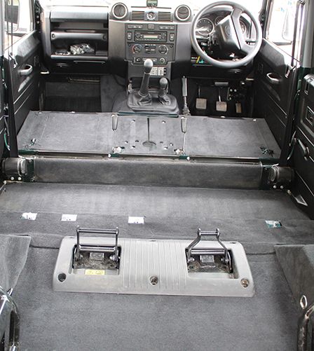 Teppich-Set komplett Defender TD4 110 Station Wagon (5-Sitzer mit ausgeschnittenen Innenkotflügeln)