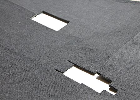 Teppich-Set (zweite Reihe & Kofferraum) Defender TD4 110 (7-Sitzer mit ausgeschnittenen Innenkotflügeln)