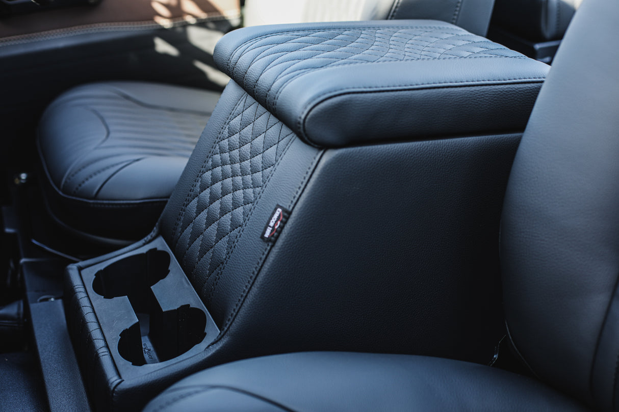 Premium XL Cubby Box (Vault, schwarzes Vinyl)