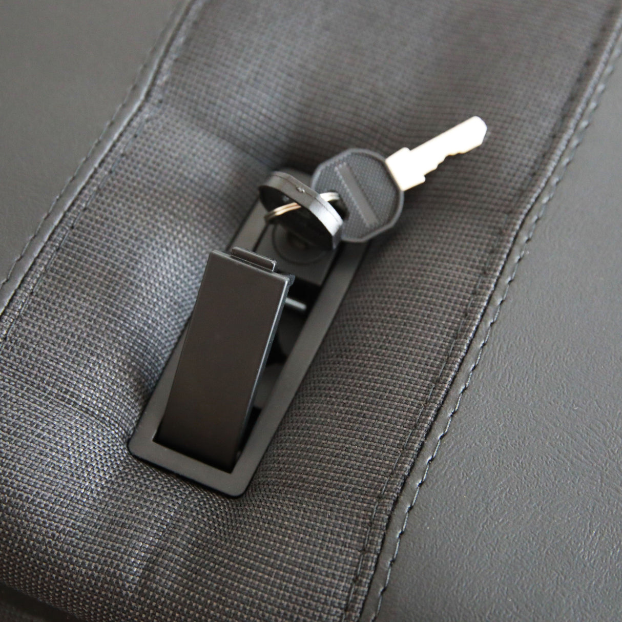 Premium Cubby Box (abschließbar) (Mondus Cloth)