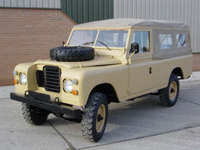 Canvas Soft Top / Plane / Verdeck 109" (mit Seitenfenster)