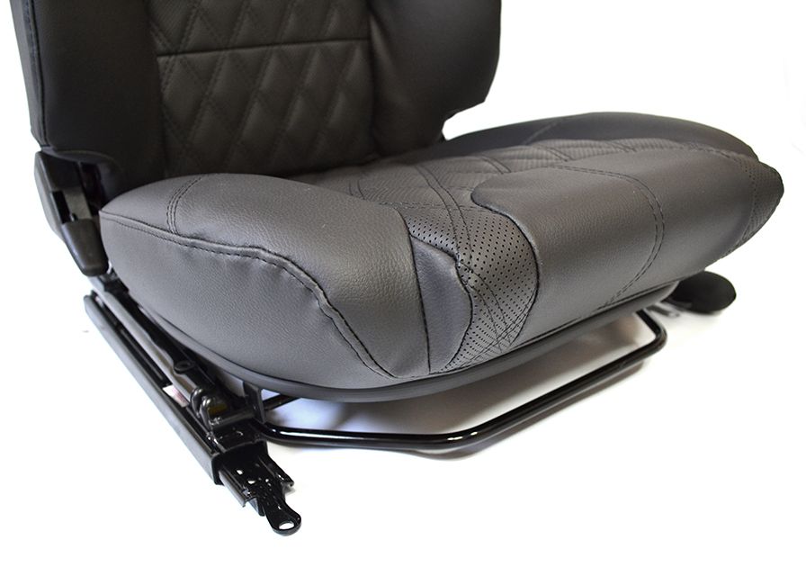 Defender "Elite Sitz MK2" (Paar) beheizt (Diamond, schwarzes Vinyl)