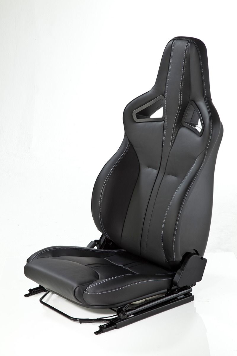 Defender Sportsitze (Paar) beheizt (schwarzes Leder, weiße Naht)