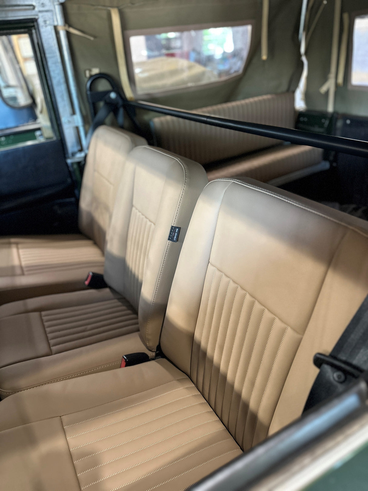 Serie 2 & 3 Frontsitz-Set Deluxe "Classic Flute Camel Vinyl"