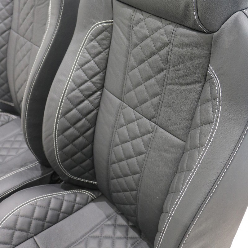 Defender "Urban Diamond XS" Frontsitze (Paar) beheizt (schwarzes Leder)