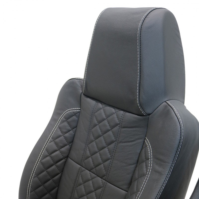 Defender "Urban Diamond XS" Frontsitze (Paar) beheizt (schwarzes Leder)