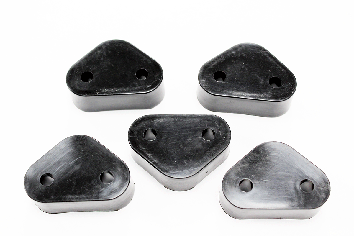 Abstandshalter für Schlossfalle Defender (ab AA270226 / 1987) (Türen mit Druckknopf)