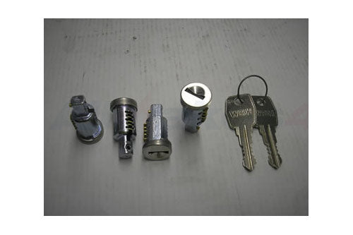 Schloss-Satz (4-fach) Defender (bis 1A622423 / 2001)