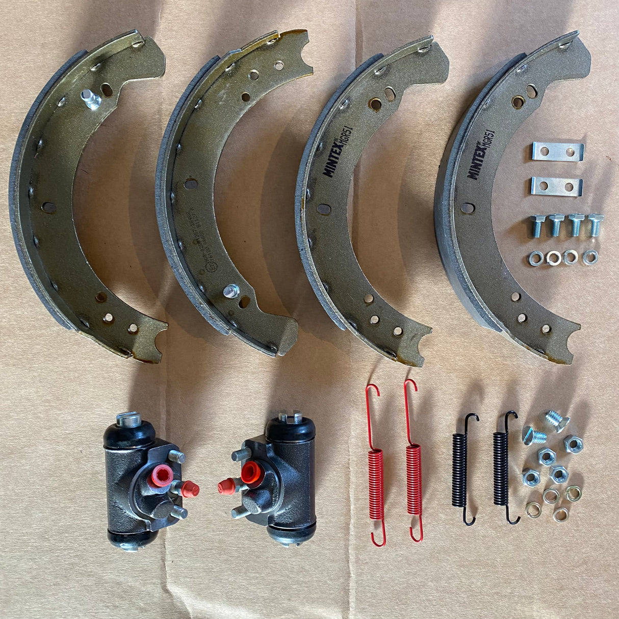 Brems-Kit hinten OEM (88"SWB bis Juni 1980)
