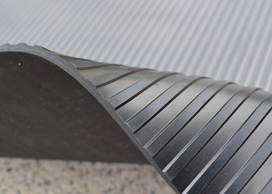 Serie 109 & Defender 110 Fußmatte Ladefläche "Heavy Duty" (6mm)