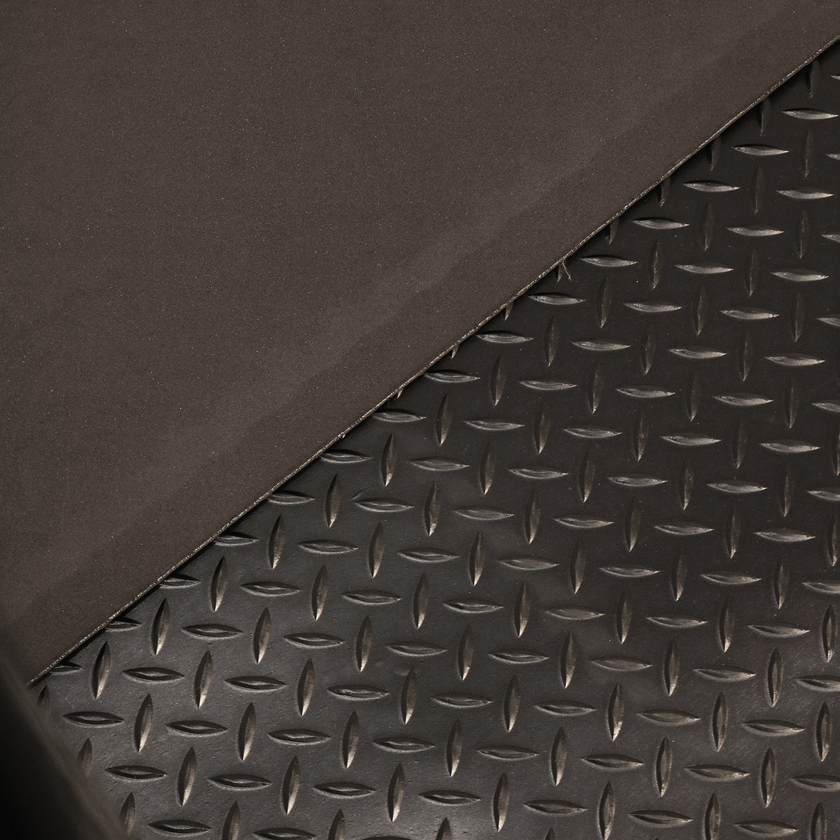 Serie & Defender Akustikmatten Heckwanne / Kofferraum (mit rechteckigen Innenkotflügeln)