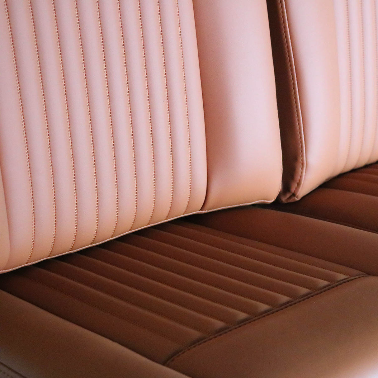 Serie 2 & 3 Frontsitz-Set Deluxe "Classic Flute Oxford Tan Vinyl"