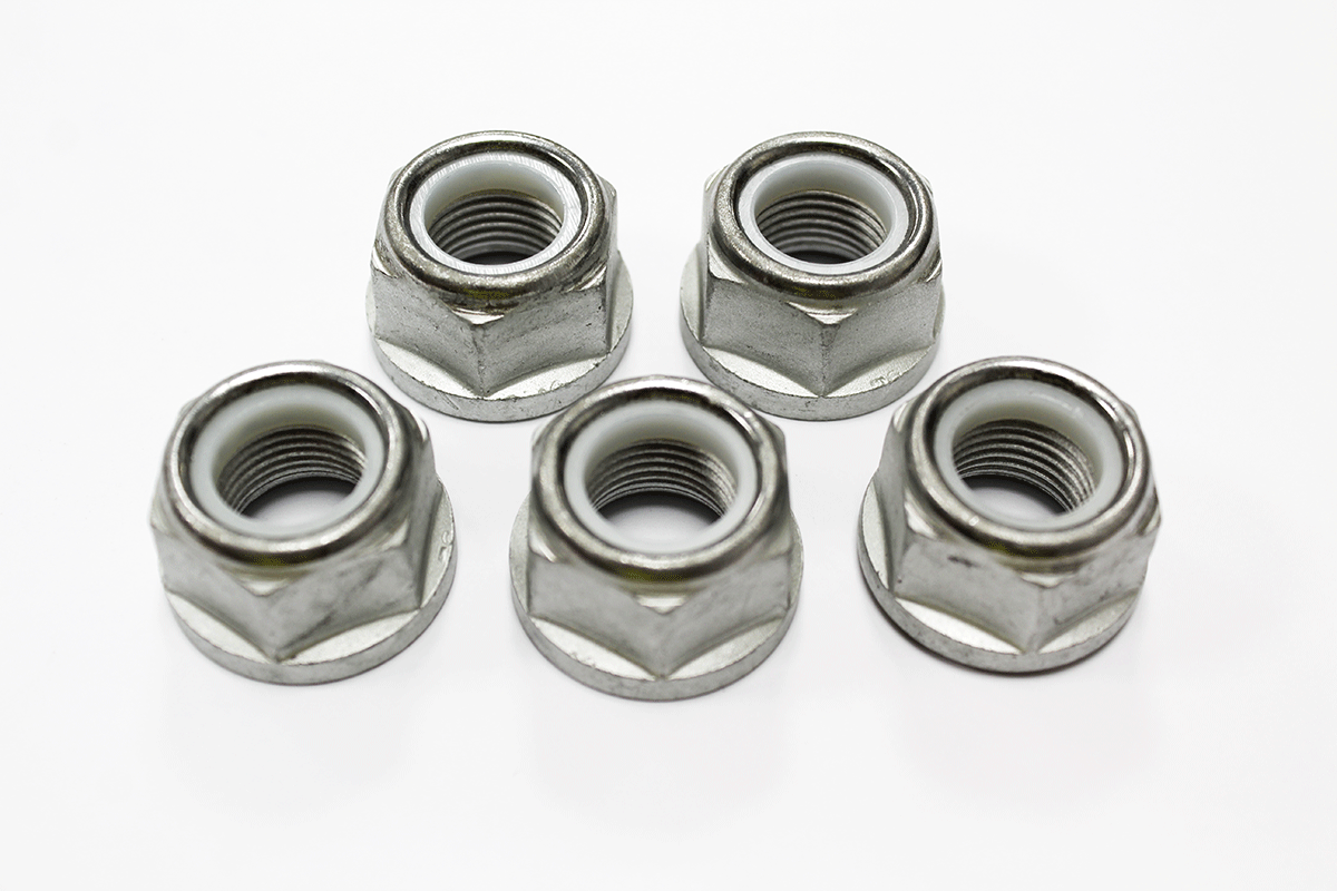 Mutter M16 (Panhardstab Defender ab 2A)