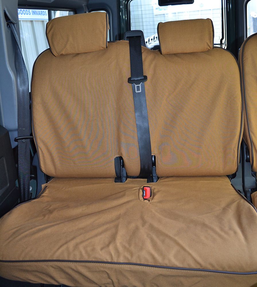 Defender TD4 Sitzbezüge (zweite Sitzreihe 60/40) (Sand)