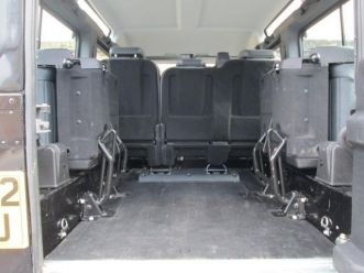 Teppich-Set (zweite Reihe & Kofferraum) Defender TD4 110 (7-Sitzer mit ausgeschnittenen Innenkotflügeln)
